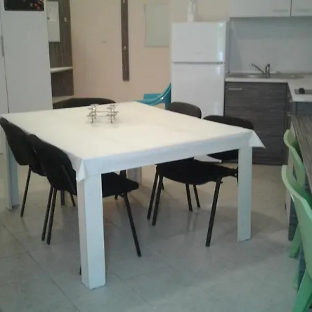 Trzy W Dwa Przy Basenie Oraz Jeden 4 Pietro Z Duzym Tarasem Апартамент